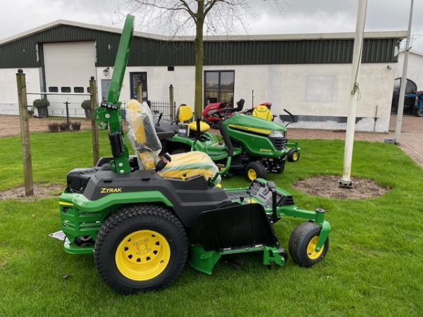 John Deere Z545R (zero turn) - Afbeelding 15