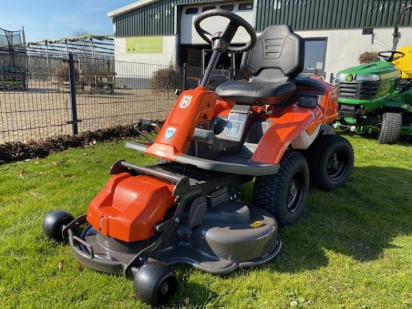 Husqvarna R214TC met 103 cm maaidek - Afbeelding 3